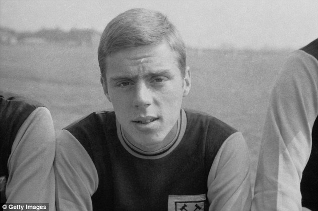 1412888500358_Image_galleryImage_English_footballer_Harry_