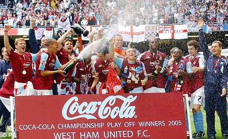 Festeggiamenti per la promozione in Premier League del West Ham United nel 2005